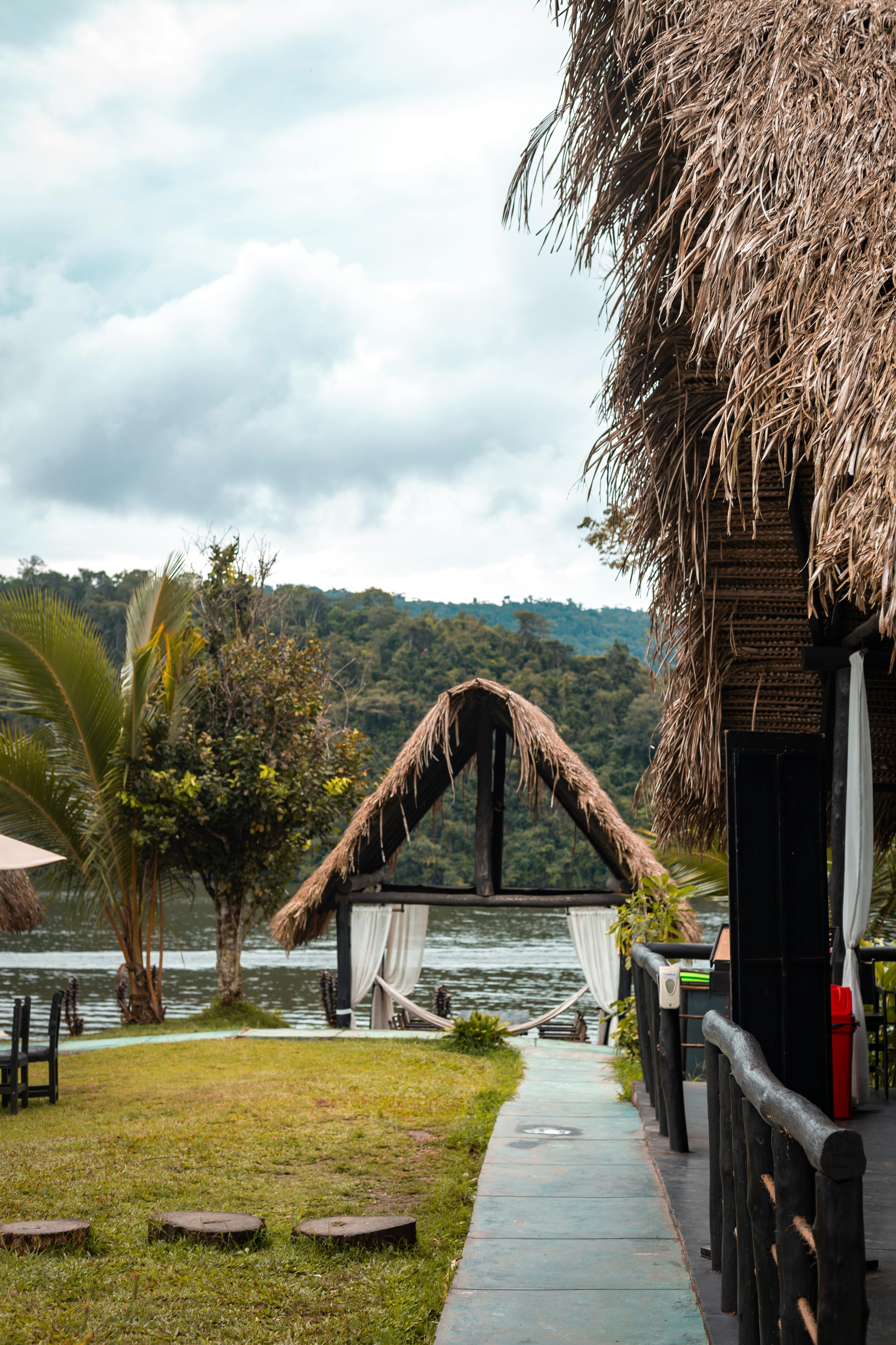 Uganda Lakeside Resort